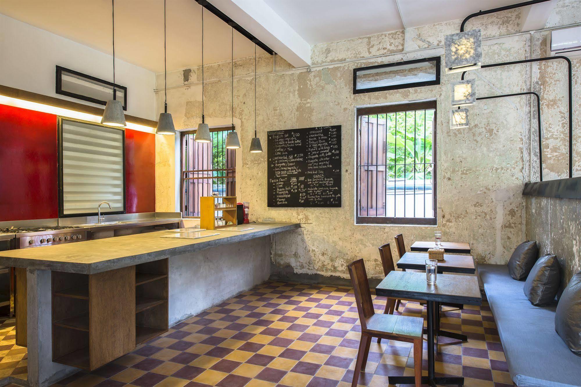 Pages Rooms Hotel Siem Reap Esterno foto